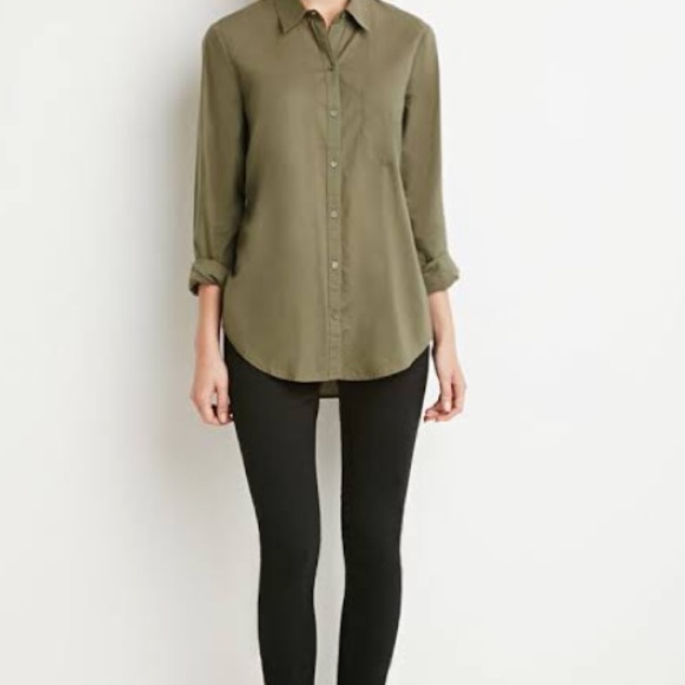 NWT! Forever 21 olive button-down woven shirt sz S